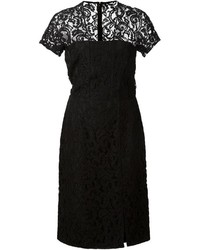 Черное кружевное платье от Carven
