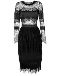Черное кружевное платье от Ermanno Scervino