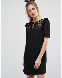 Черное кружевное платье от Fashion Union