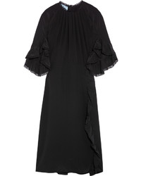 Черное кружевное платье от Prada