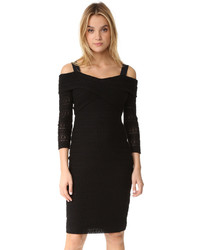 Черное кружевное платье от Shoshanna
