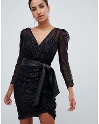 Черное облегающее платье от Forever New