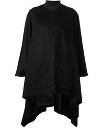Черное пальто-накидка от Barbara Bui