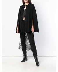 Черное пальто-накидка от Alexander McQueen