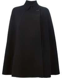 Черное пальто-накидка от Versace