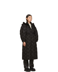 Женское черное пальто с вышивкой от Moncler Genius