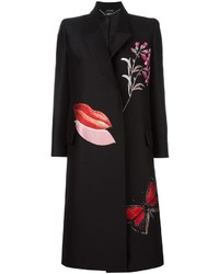 Женское черное пальто с вышивкой от Alexander McQueen