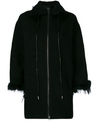 Черное пальто с меховым воротником от Ermanno Scervino