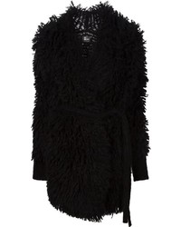 Женское черное пальто с рельефным рисунком