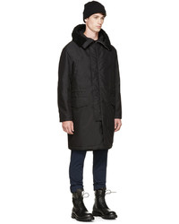 Мужское черное пальто от McQ