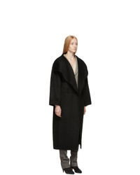 Женское черное пальто от Totême