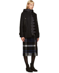 Женское черное пальто от Moncler