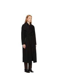 Женское черное пальто от Mackage