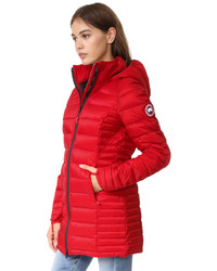 Женское черное пальто от Canada Goose