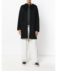 Женское черное пальто от Oyuna