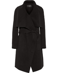Женское черное пальто от Donna Karan