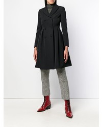 Женское черное пальто от Moschino