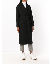 Женское черное пальто от Peserico