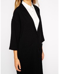 Женское черное пальто от Vila