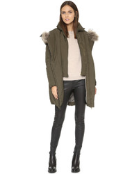 Женское черное пальто от Woolrich