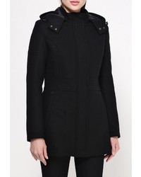 Женское черное пальто от Lacoste