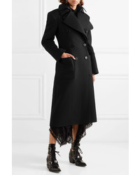 Женское черное пальто от Alexander McQueen