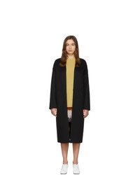 Женское черное пальто от Loewe