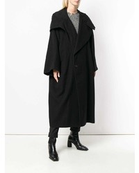 Женское черное пальто от Yohji Yamamoto