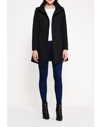 Женское черное пальто от Rinascimento