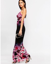 Черное платье-макси с цветочным принтом от Lipsy