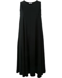 Черное платье прямого кроя от Jil Sander