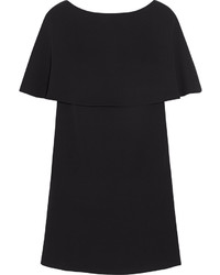 Черное платье прямого кроя от Valentino