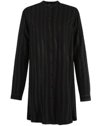 Черное платье-рубашка в вертикальную полоску