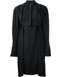 Черное платье-рубашка с вышивкой от Sacai