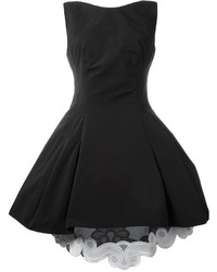Черное платье с вышивкой от Antonio Berardi