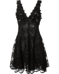 Черное платье с вышивкой от Giamba
