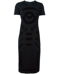 Черное платье с геометрическим рисунком от McQ by Alexander McQueen