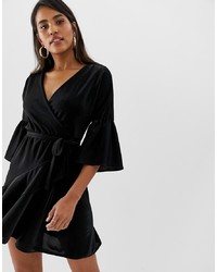 Черное платье с запахом от French Connection