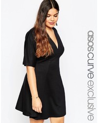 Черное платье с плиссированной юбкой от Asos