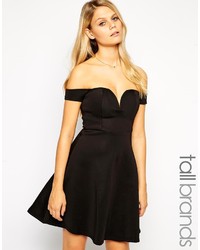 Черное платье с плиссированной юбкой от Bardot