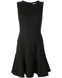 Черное платье с плиссированной юбкой от Diane von Furstenberg