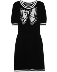 Черное платье с принтом от Moschino