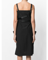 Черное платье с пышной юбкой от Tomas Maier