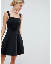 Черное платье с пышной юбкой от ASOS DESIGN