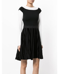 Черное платье с пышной юбкой от GUILD PRIME