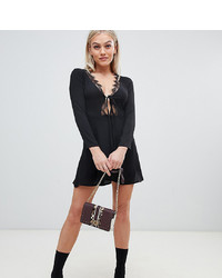 Черное платье с пышной юбкой от Missguided Petite