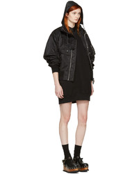 Черное платье-свитер от Sacai