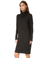 Черное платье-свитер от DKNY