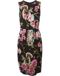 Черное платье-футляр с цветочным принтом от Dolce & Gabbana