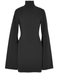 Черное платье-футляр от SOLACE London